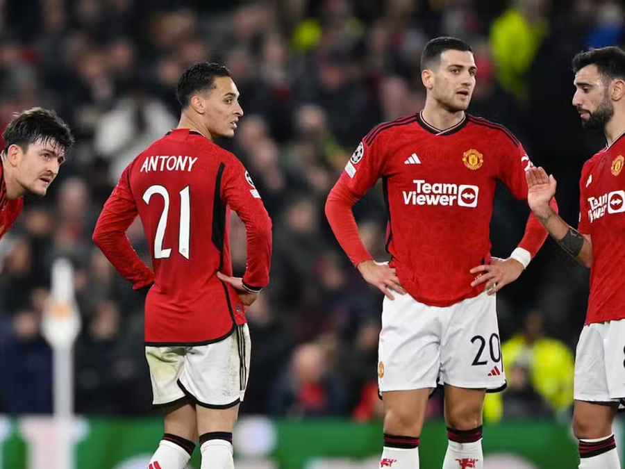 Siêu máy tính dự đoán Man Utd không có kết quả như ý trong Ngày lễ tặng quà. Siêu máy tính dự đoán Man Utd không có kết quả như ý trong Ngày lễ tặng quà.