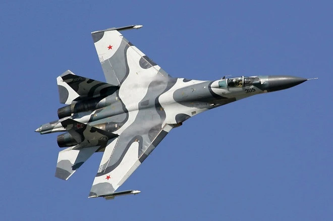  Chiến đấu cơ Su-27