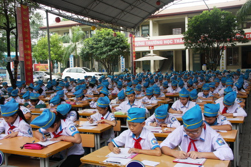 Qua ngày hội này, các em được rèn luyện tính cẩn thận, tính chính xác và thẩm mỹ, các em nắn nót với sự yêu thương từng nét chữ của mình trong học tập, giao tiếp và trình bày; giáo viên quan tâm hơn đến việc rèn chữ viết cho học sinh. Qua ngày hội này, các em được rèn luyện tính cẩn thận, tính chính xác và thẩm mỹ, các em nắn nót với sự yêu thương từng nét chữ của mình trong học tập, giao tiếp và trình bày; giáo viên quan tâm hơn đến việc rèn chữ viết cho học sinh.