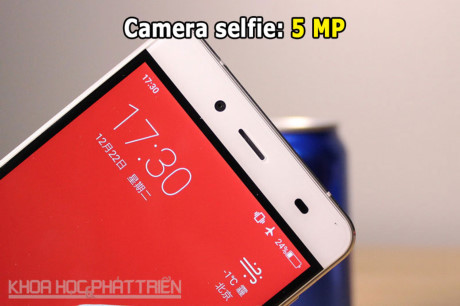 Mở hộp smartphone giá 2 triệu đồng của Pepsi - Ảnh 8 Mo hop smartphone gia 2 trieu dong cua Pepsi - Anh 8