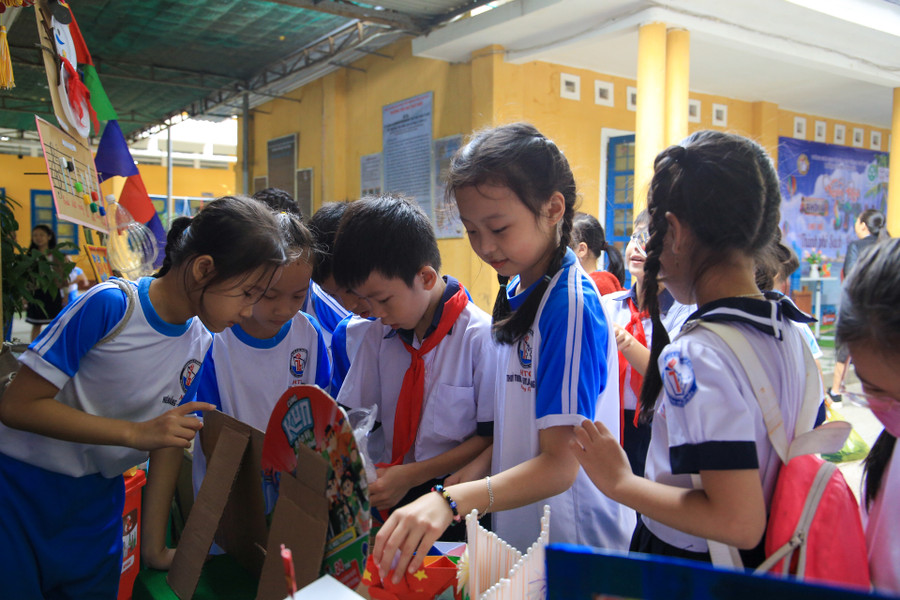 Ngày hội góp phần tạo nên sân chơi bổ ích, thú vị cho học sinh. (Ảnh: Hoàng Hải)