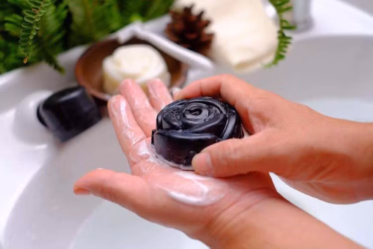 Xà phòng thảo dược Sam-Sôn đã có chỗ đứng trên thị trường.