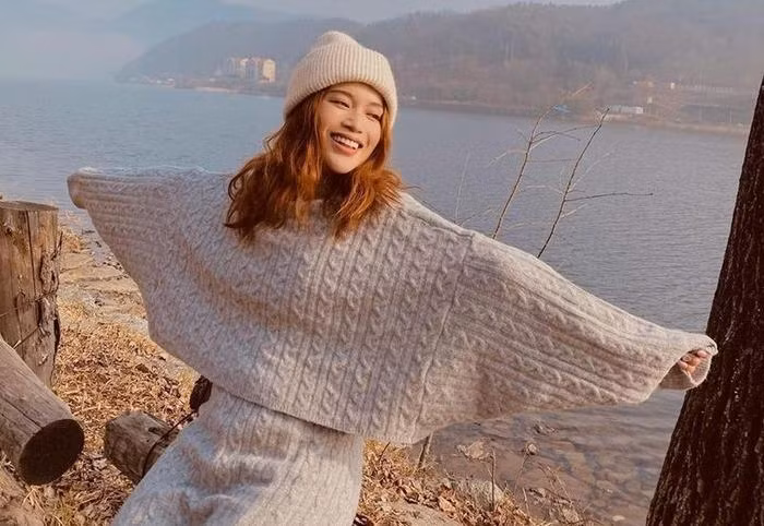 Phương Mỹ Chi lên đồ sành điệu chẳng kém fashionista 