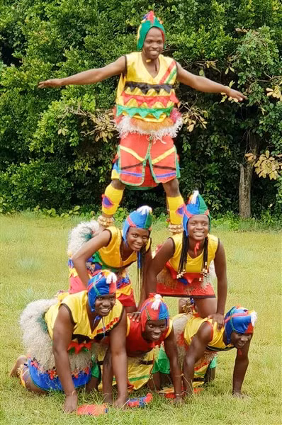 Lôi cuốn vũ điệu châu Phi ảnh 4