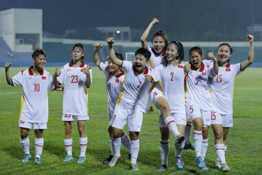 Cầu thủ Việt Nam ăn mừng chiến tích dự giải U20 nữ châu Á 2024. Cầu thủ Việt Nam ăn mừng chiến tích dự giải U20 nữ châu Á 2024.