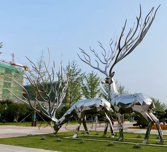 Tượng thép - vẻ đẹp của sự cứng rắn ảnh 4