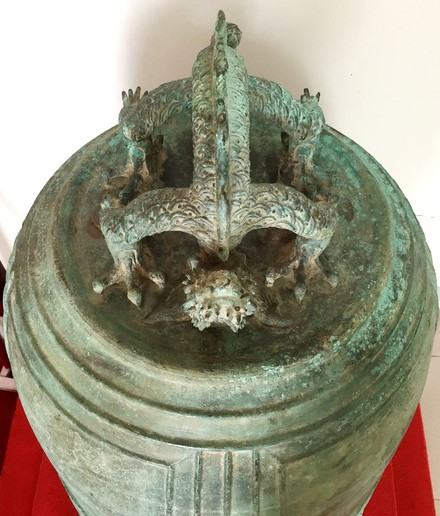 Kỹ thuật đúc chuông thời Trần đạt tới mức tinh xảo. Kỹ thuật đúc chuông thời Trần đạt tới mức tinh xảo.