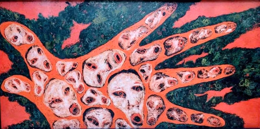 Không chỉ mang tinh thần đương đại trong tạo hình, màu xanh cổ vịt còn là nét riêng của Trần Quốc Long.