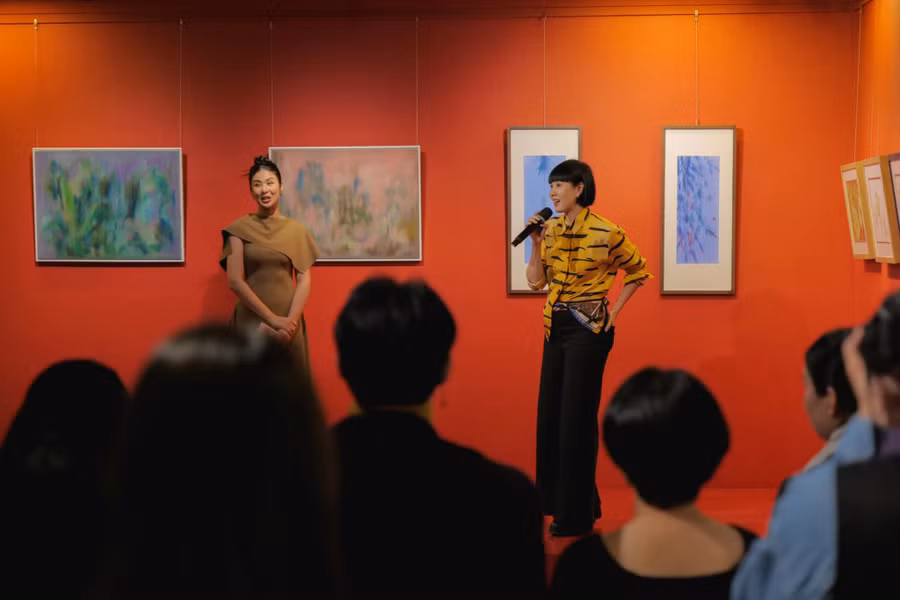 Từ năm 2022, Ngọc Hân tham gia nhiều hoạt động trong vai trò tổ chức triển lãm mỹ thuật.