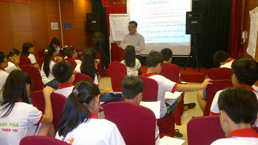 Cần dạy trẻ những phương pháp học tập phù hợp. Cần dạy trẻ những phương pháp học tập phù hợp.