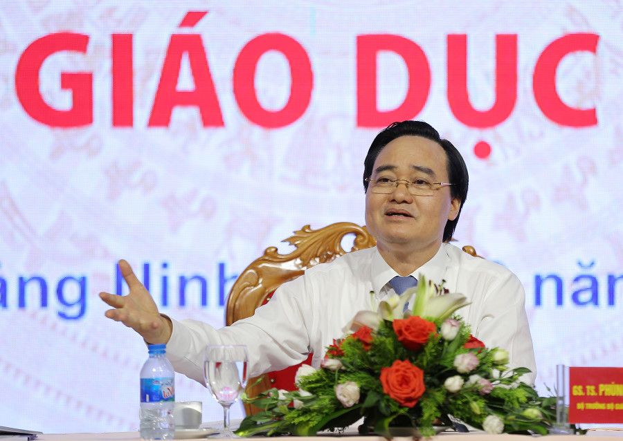 Bộ Trưởng Bộ GD&ĐT Phùng Xuân Nhạ phát biểu chỉ đạo hội nghị. Ảnh: Xuân Phú