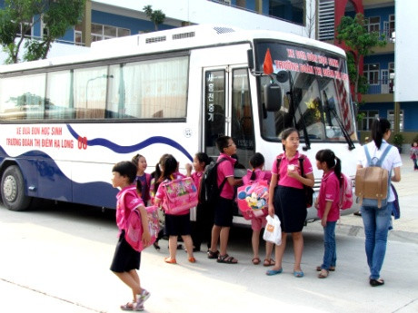 Cần thường xuyên trang bị kĩ năng cho SH đi học bằng xe buýt. Cần thường xuyên trang bị kĩ năng cho SH đi học bằng xe buýt.