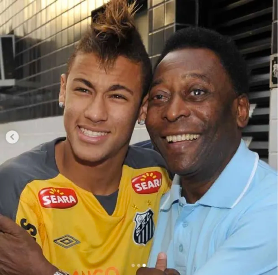 Siêu sao Brazil Neymar ca ngợi Pele bằng bài viết xúc động.