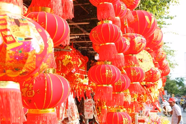 Mùa lồng đèn ở phố biển Nha Trang