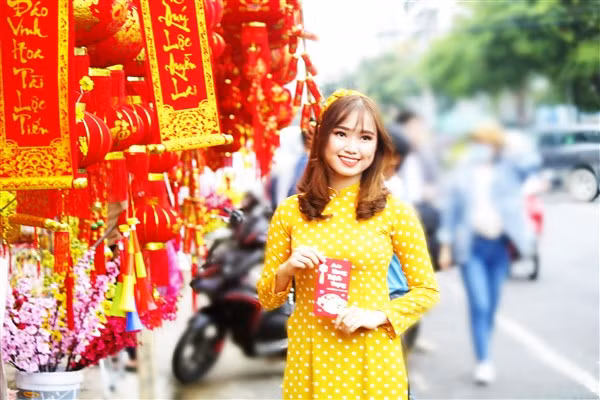 Mùa lồng đèn ở phố biển Nha Trang ảnh 3