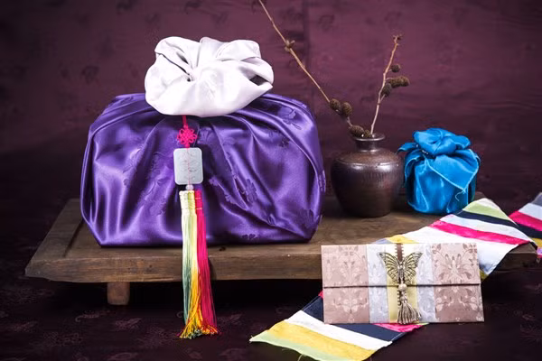 Hàn Quốc cho phép các set quà tặng ngày Tết có trị giá cao.