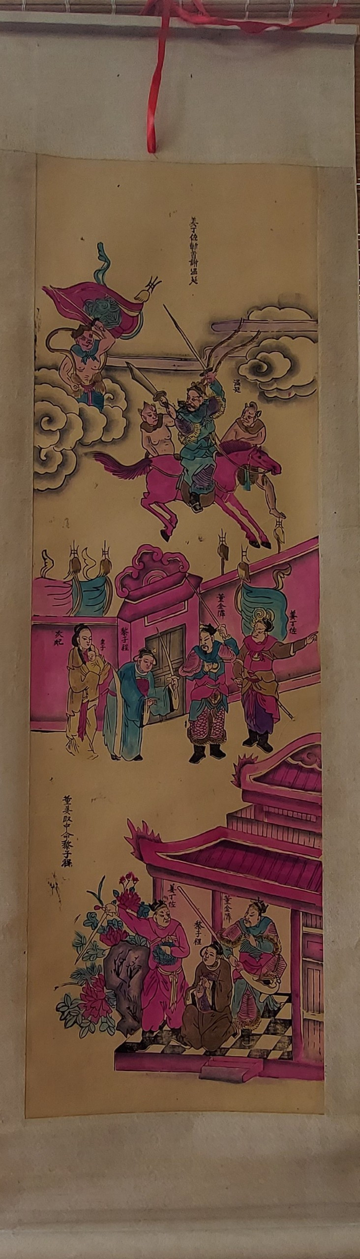 Bức tranh trong bộ &apos;Sơn Hậu&apos; kể liên tiếp 3 chuyện mà vẫn hài hòa, thống nhất. Ảnh: Bình Thanh.