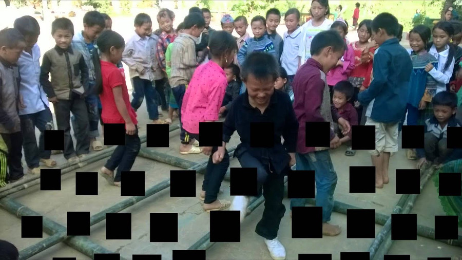 Học sinh DTTS tỉnh Lào Cai đã và đang vươn lên trong học tập. Học sinh DTTS tỉnh Lào Cai đã và đang vươn lên trong học tập.