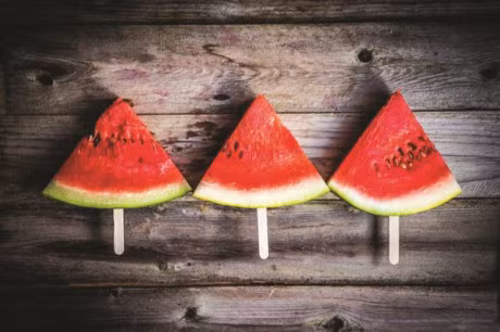 5 loai thuc pham bao ve lan da mua he - Anh 4