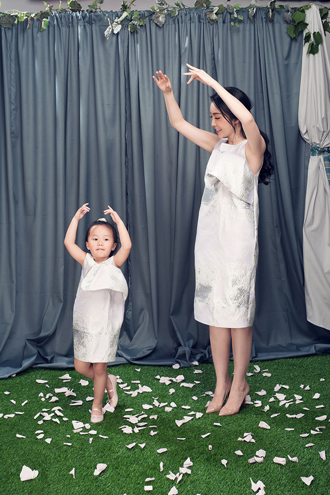 Bé Luna tên thật là Nguyễn Khánh Linh từ nhỏ đã thể hiện năng khiếu giống mẹ nhưng Linh Nga không ép buộc con theo nghề. Cô muốn con gái lựa chọn việc mình thích nhất.