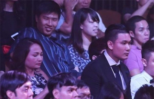 Người chi 150 triệu để mua váy của Kỳ Duyên là bạn trai bí mật? - Ảnh 4 Người chi 150 triệu để mua váy của Kỳ Duyên là bạn trai bí mật? - Ảnh 4