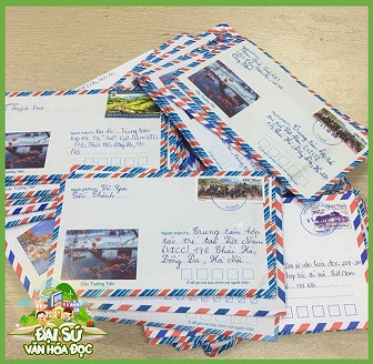 Hàng ngàn bức thư của các em học sinh cả nước gửi về dự thi