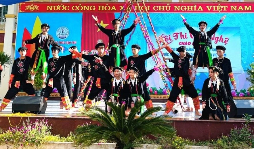 Hội thi văn nghệ chào mừng Quốc khánh 2/9 và Khai giảng năm học 2022 - 2023 của Trường THCS Đạo Trù.