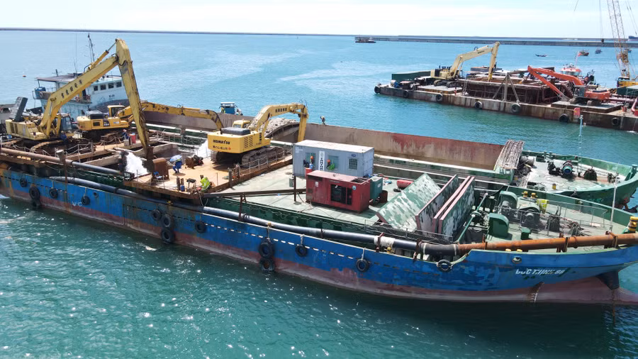 Chủ tàu Đức Thịnh 88 từng bị Cảng vụ Hàng hải Hà Tĩnh xử phạt hành chính 30 triệu đồng vì chưa đủ điều kiện nhưng vẫn hoạt động. (Ảnh: T.H)