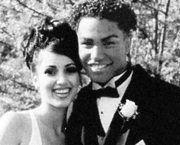 Kim Kardashian với cháu Michael Jackson - TJ Jackson Kim Kardashian với cháu Michael Jackson - TJ Jackson