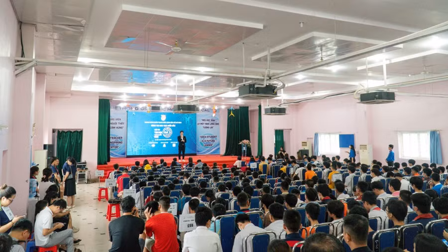 Lễ khai mạc vòng khu vực miền Bắc Hội thi Tin học trẻ toàn quốc lần thứ 29.