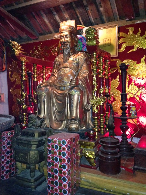 Tượng Tế tửu Nguyễn Duy Thì. Ảnh: IT