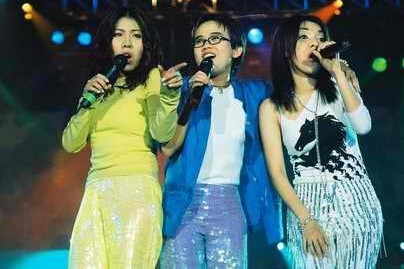 Ba Con Mèo từng là nhóm nhạc gia đình nổi bật của thế hệ Làn Sóng Xanh. Những nhóm nhạc gia đình nổi tiếng ngày ấy - bây giờ