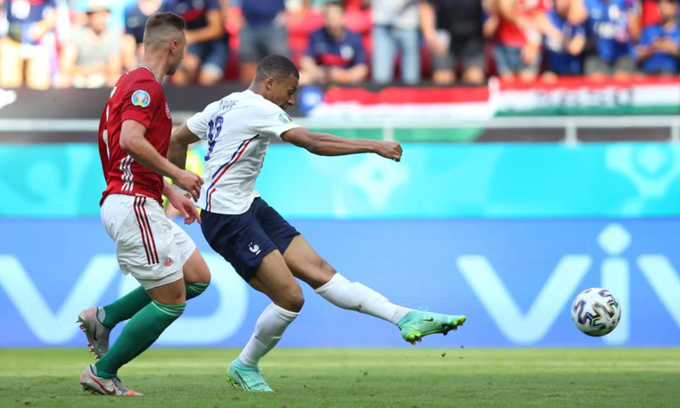 Mbappe vô duyên khiến Pháp chỉ có được kết quả hoà. Mbappe vô duyên khiến Pháp chỉ có được kết quả hoà.