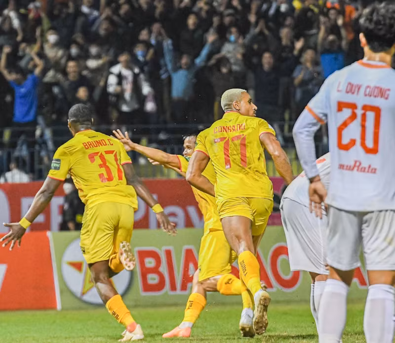 Thanh Hoá tạm chiếm ngôi đầu khi thắng Đà Nẵng 1-0 chiều 12/2.