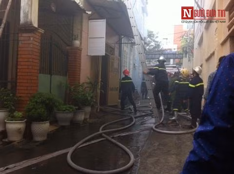 Đà Nẵng: Chập điện, trung tâm gia sư biến thành 