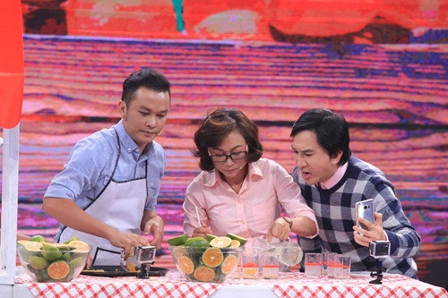 Vợ chồng Kim Tử Long “đụng độ” anh em Lý Hùng - Lý Hương ảnh 11 vo chong kim tu long