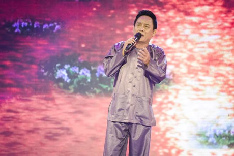 Quý Bình trở thành quán quân “Tình Bolero” mùa đầu tiên - Ảnh 4 Quy Binh tro thanh quan quan “Tinh Bolero” mua dau tien - Anh 4