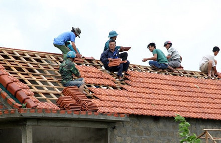 Lốc xoáy xé nát nhiều ngôi nhà ở Quảng Trị - Ảnh 7 Loc xoay xe nat nhieu ngoi nha o Quang Tri - Anh 7