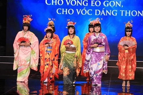 Trấn Thành "dập" tội "nổ banh xác" của Kenny Sang