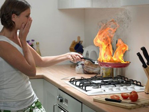 Đòi ly hôn chỉ vì vợ nấu nướng quá lâu - 1
