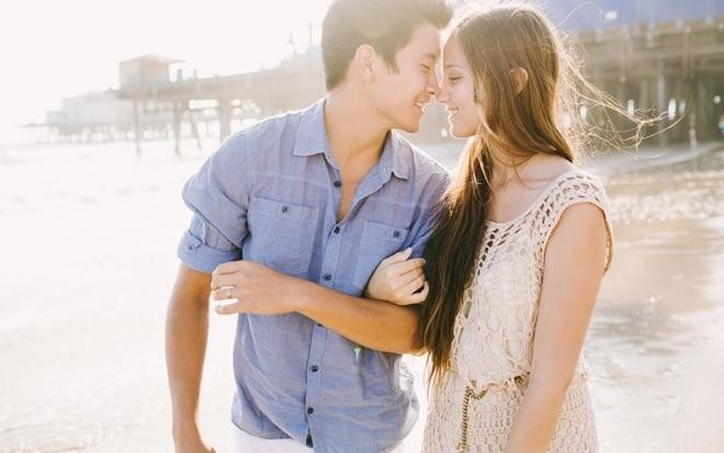 15 dấu hiệu ngôn ngữ cơ thể “tố cáo” tình cảm của chàng