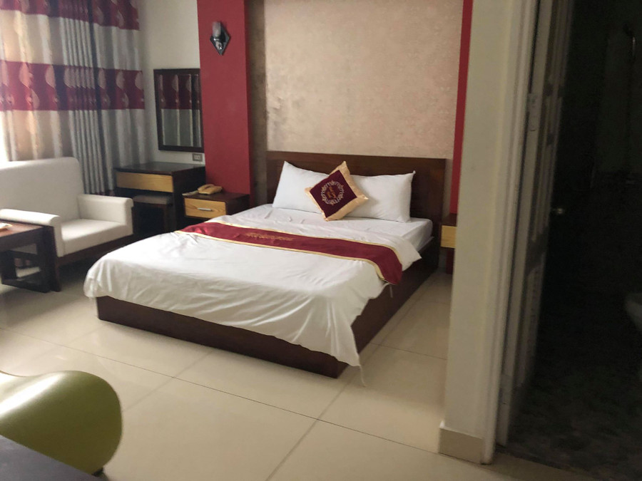 Thuê phòng vip 2 giờ đầu ở Khách sạn Nhuệ Giang là 150.000 đồng