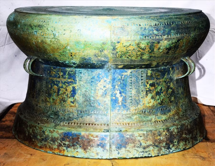 Bảo vật quốc gia trống đồng Kính Hoa thuộc bộ sưu tập tư nhân Nguyễn Văn Kính (Hà Nội).