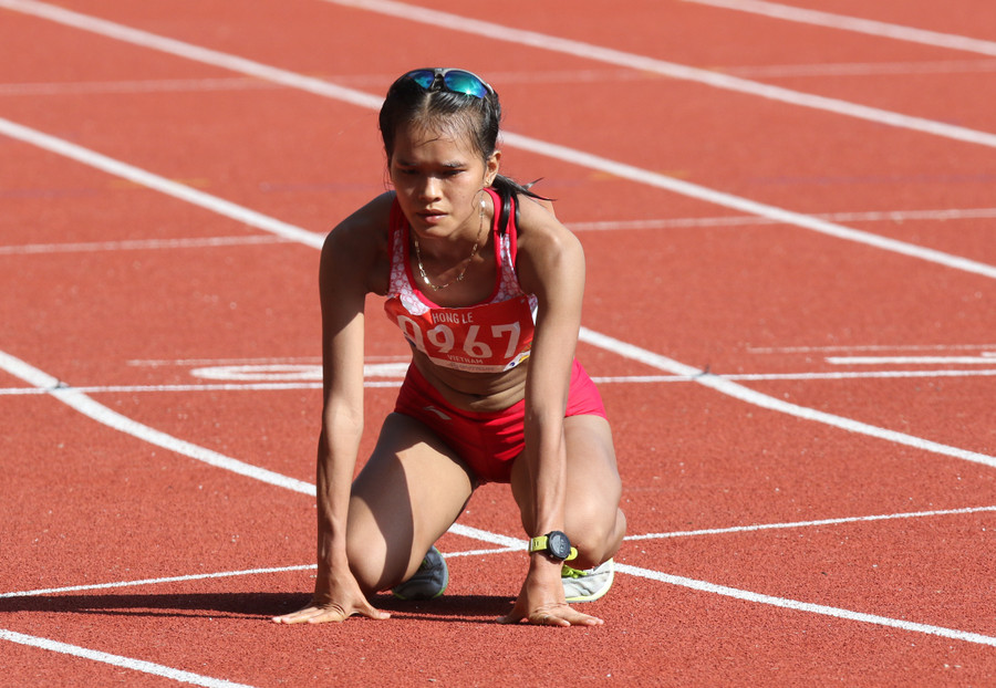 Phạm Thị Hồng Lệ để lại ấn tượng về nghị lực tại SEA Games 30. Ảnh: ITN.