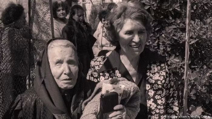 nhung su that chua biet ve nha tien tri mu vanga hinh anh 3