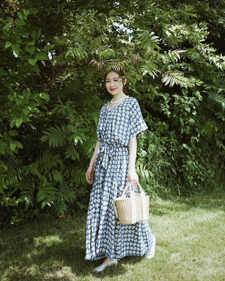 Kiểu váy hợp nhất với thời tiết se lạnh ảnh 5 Empty