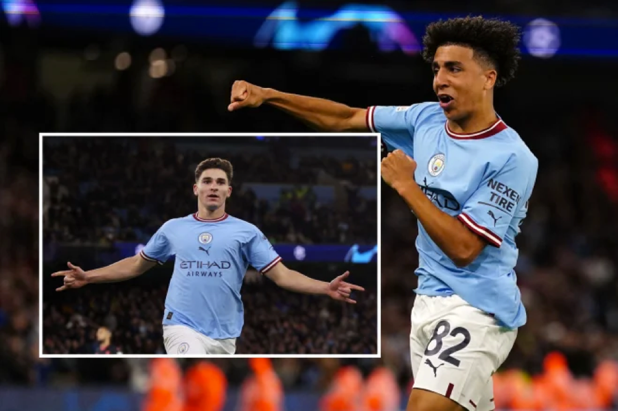 Thuyền trưởng Man City giúp 2 học trò đi vào lịch sử Champions League 