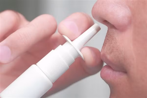 Điều trị Parkinson qua đường mũi được cho là hiệu quả nhất.