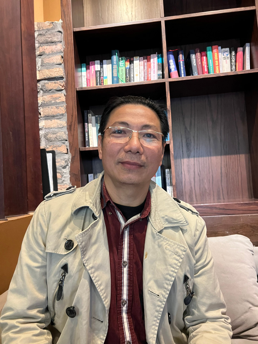 Sang năm 2023, tác giả Lê Thế Song tiếp tục bận rộn với nhiều dự án nghệ thuật mới. Ảnh: NVCC