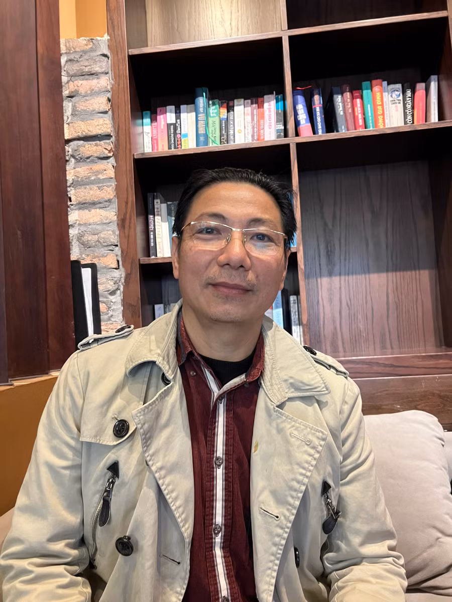 Sang năm 2023, tác giả Lê Thế Song tiếp tục bận rộn với nhiều dự án nghệ thuật mới. Ảnh: NVCC